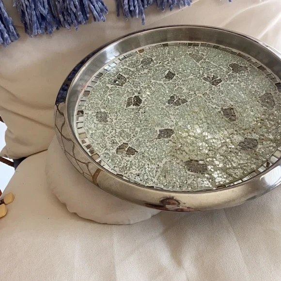 🪞 dreamy round mosaic platter 13.5” - Picture 7 of 10